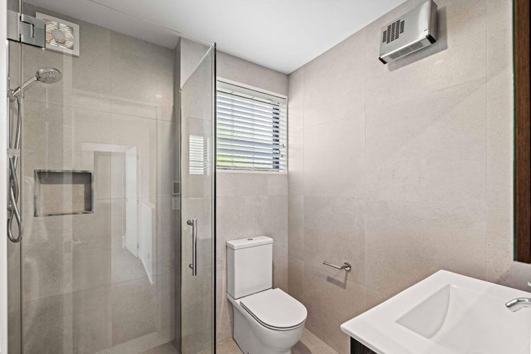 Photo of property in 2/37 Bellvue Avenue, Papanui, Christchurch, 8053