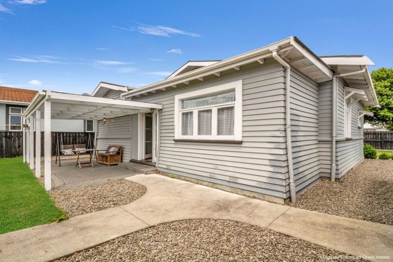Photo of property in 23 South Street, West End, Palmerston North, 4410