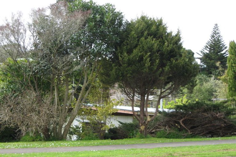 Photo of property in 65 Seaview Road, Marfell, New Plymouth, 4310