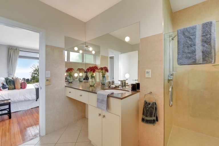 Photo of property in 84 Princes Drive, Britannia Heights, Nelson, 7010