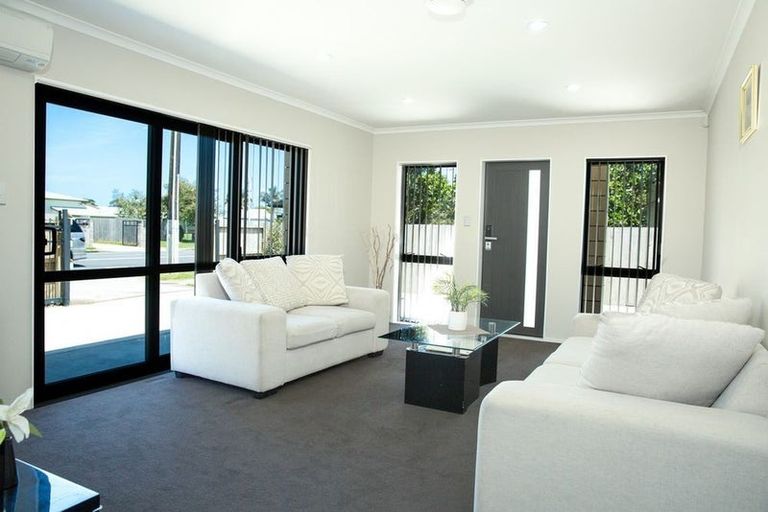 Photo of property in 93a Puhinui Road, Papatoetoe, Auckland, 2104