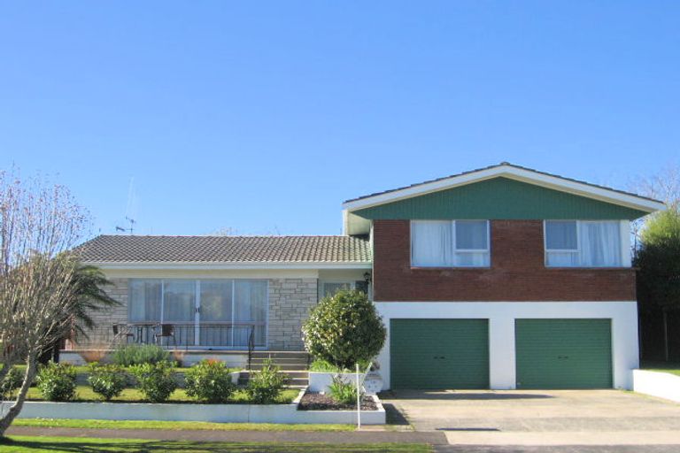 Photo of property in 10 Bernard Street, Chedworth, Hamilton, 3210