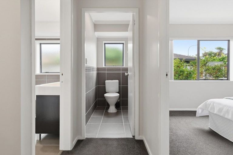 Photo of property in 680 Gloucester Road, Papamoa Beach, Papamoa, 3118