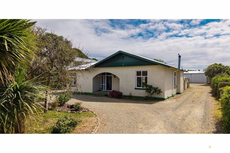 Photo of property in 10 Massey Street, Waimate, 7924