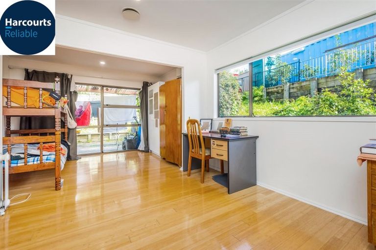 Photo of property in 5 Phoenix Place, Papatoetoe, Auckland, 2025