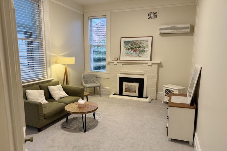 Photo of property in 60 Royal Terrace, Dunedin Central, Dunedin, 9016