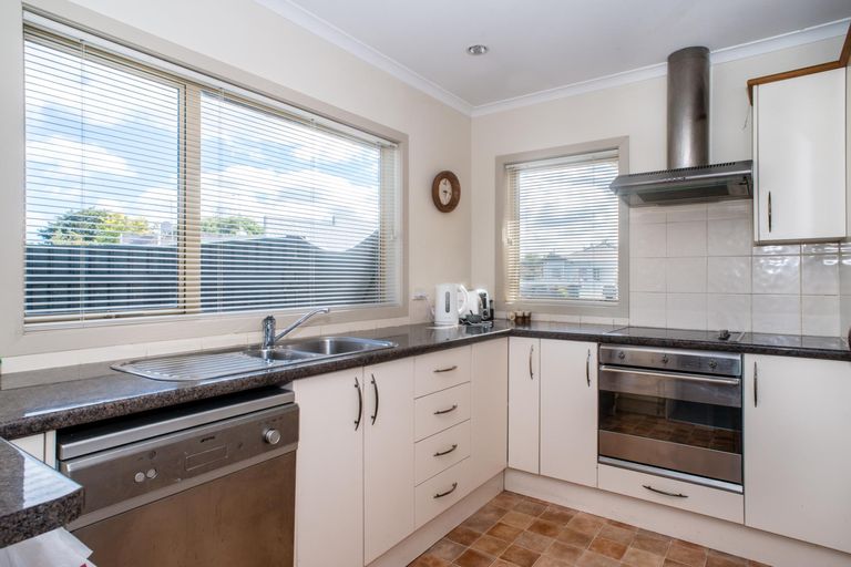 Photo of property in 310a Kahutia Street, Gisborne, 4010