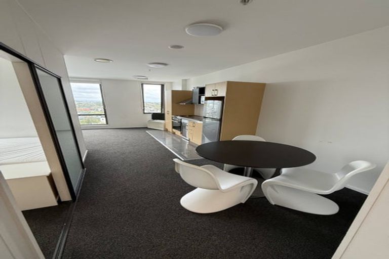 Photo of property in Twin Towers, 1013/17 Putney Way, Manukau, Auckland, 2104