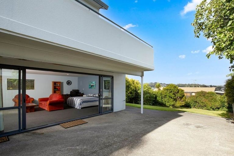 Photo of property in 62 Stanmore Bay Road, Stanmore Bay, Whangaparaoa, 0932