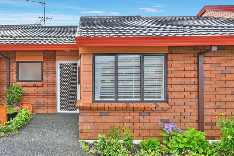 Photo of property in 5/151 Kitchener Road, Pukekohe, 2120