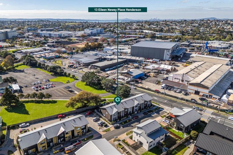 Photo of property in 13 Eileen Newey Place, Henderson, Auckland, 0612
