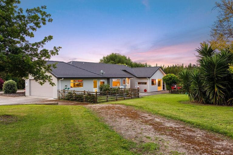 Photo of property in 139 Richmond Road, Brixton, New Plymouth, 4373