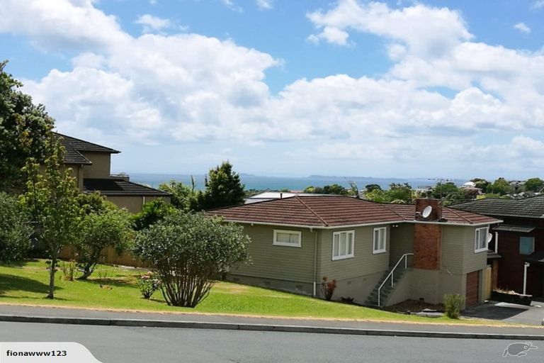 Photo of property in 2/45 Deep Creek Road, Waiake, Auckland, 0630