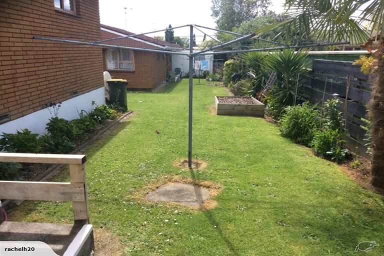 Photo of property in 2/1151 Bank Street, Te Awamutu, 3800