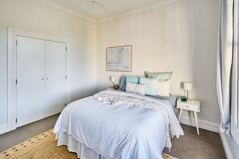 Photo of property in 32 Maarama Crescent, Aro Valley, Wellington, 6021