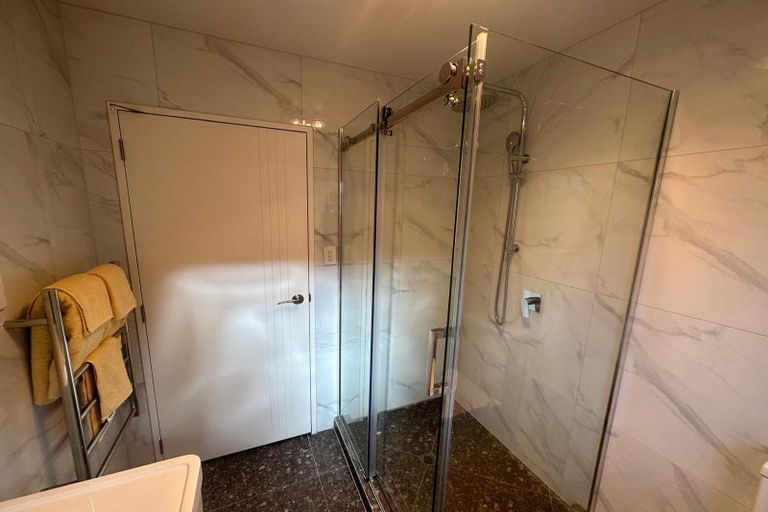 Photo of property in 28b Mason Street, New Lynn, Auckland, 0600