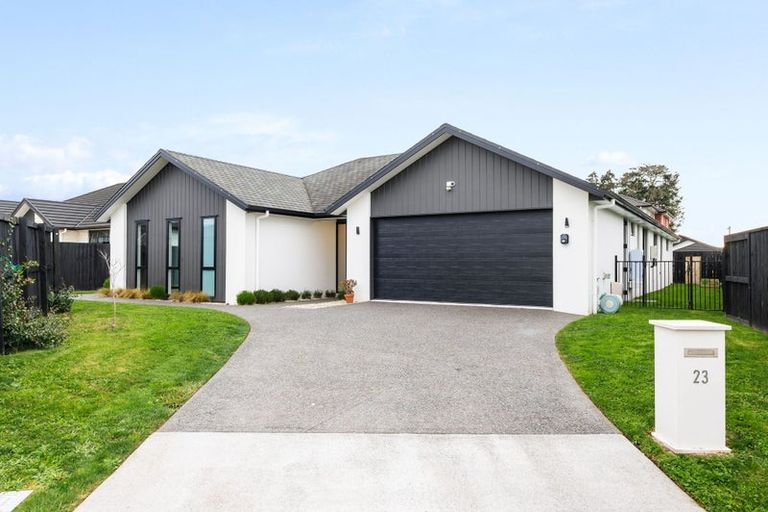 Photo of property in 23 Sydney Place, Flagstaff, Hamilton, 3210