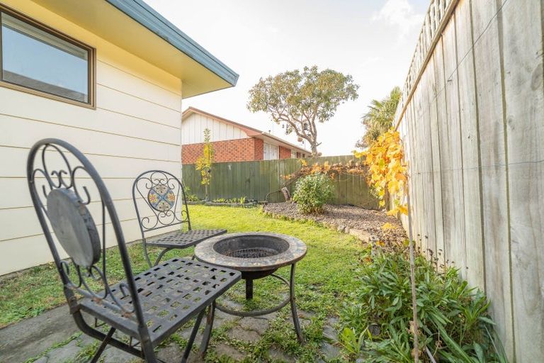 Photo of property in 2c Woodfield Avenue, Roslyn, Palmerston North, 4414