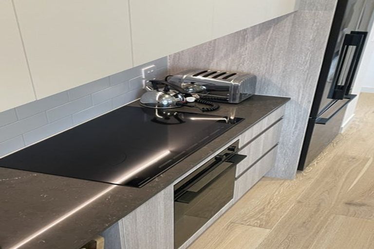 Photo of property in 7/2 Marlborough Crescent, Hobsonville, Auckland, 0616