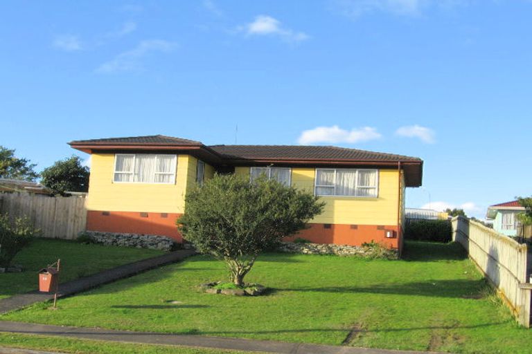 Photo of property in 32 Dillon Crescent, Clover Park, Auckland, 2019