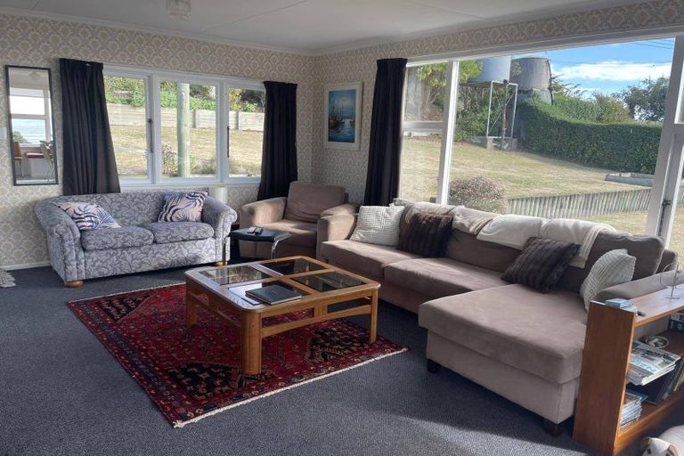 Photo of property in 1 Spiers Street, Kakanui, Oamaru, 9495