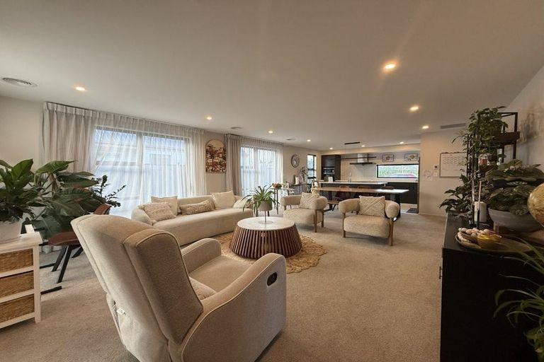 Photo of property in 8 Dynes Road, Rolleston, 7615