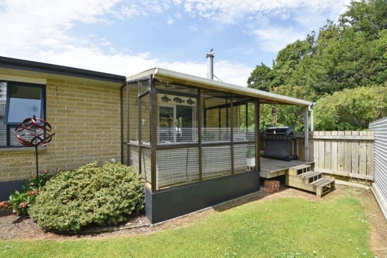 Photo of property in 14 Katrine Street, Otautau, 9610