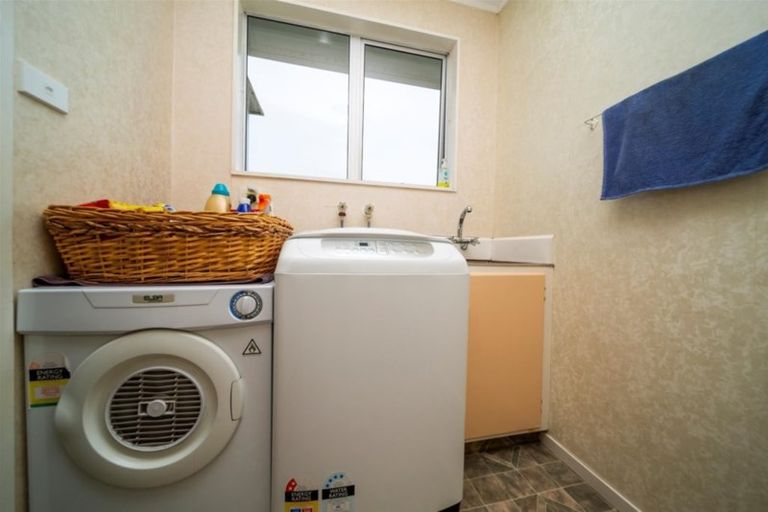 Photo of property in 26 Ngatai Street, Manaia, 4612