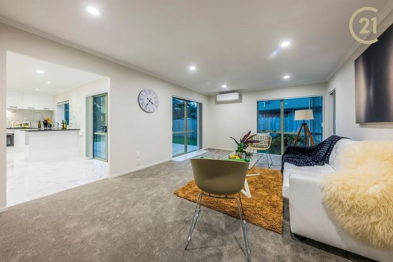 Photo of property in 71 Medvale Avenue, Flat Bush, Auckland, 2019