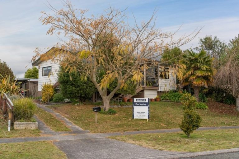 Photo of property in 14 Epping Place, Richmond Heights, Taupo, 3330