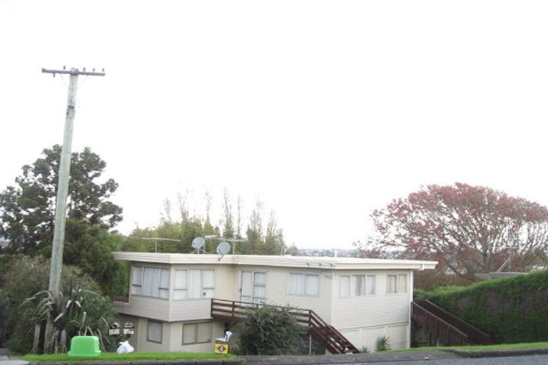 Photo of property in 63a Mellons Bay Road, Mellons Bay, Auckland, 2014
