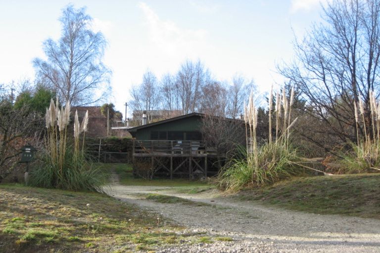 Photo of property in 115 Beacon Point Road, Wanaka, 9305