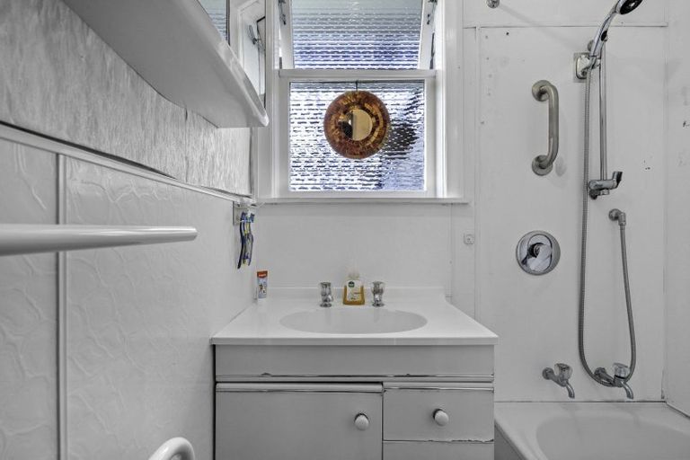 Photo of property in 1054 Hazelmere Crescent, Te Awamutu, 3800