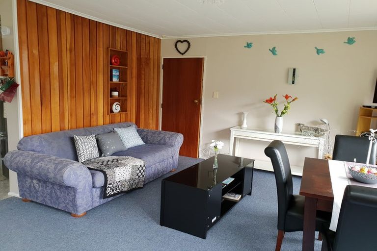 Photo of property in 51b Mana View Road, Paremata, Porirua, 5026