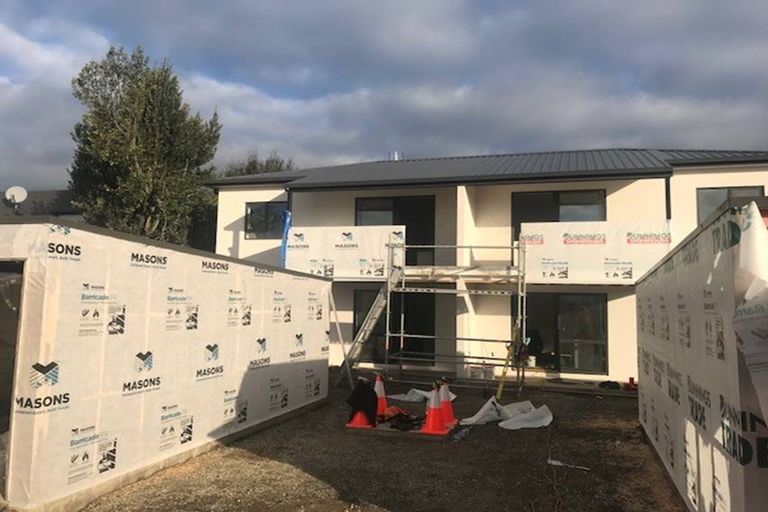 Photo of property in 80e Shakespeare Road, Waltham, Christchurch, 8023