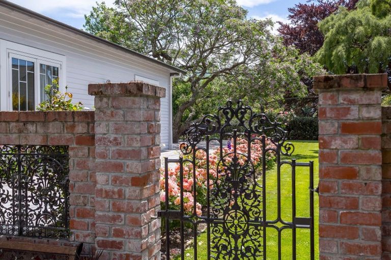 Photo of property in 16 Main Street, Greytown, 5712