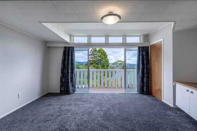 Photo of property in 265 Titirangi Road, Titirangi, Auckland, 0604