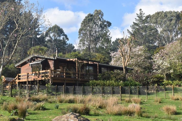 Photo of property in 41 Kaitawa Road, Hautere, Otaki, 5582