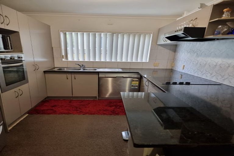 Photo of property in 80d Don Buck Road, Massey, Auckland, 0614