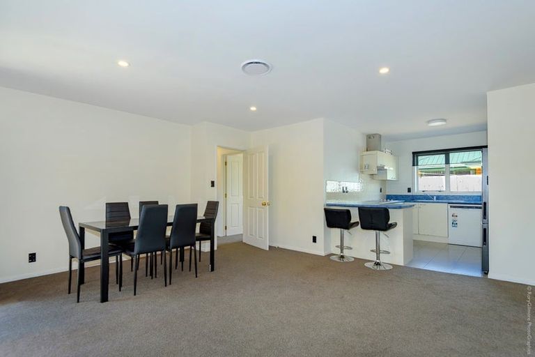 Photo of property in 56 Beach Road, North New Brighton, Christchurch, 8083