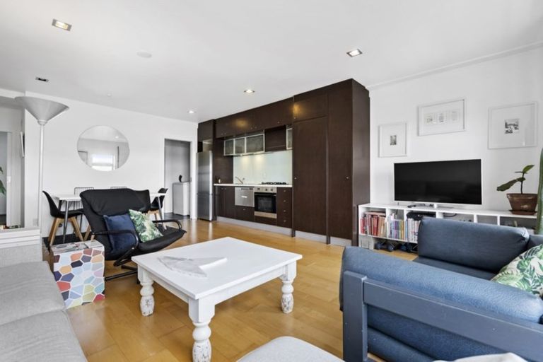 Photo of property in 2d/221 Great North Road, Grey Lynn, Auckland, 1021
