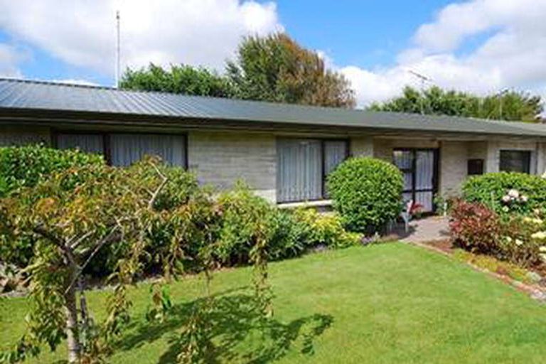 Photo of property in 287a-b Tay Street, Turnbull Thomson Park, Invercargill, 9810