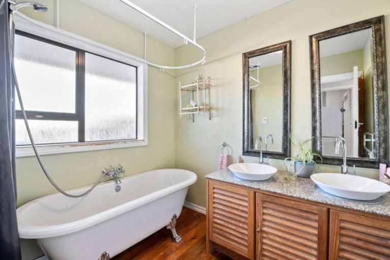 Photo of property in 9 Stretton Street, Bishopdale, Christchurch, 8053