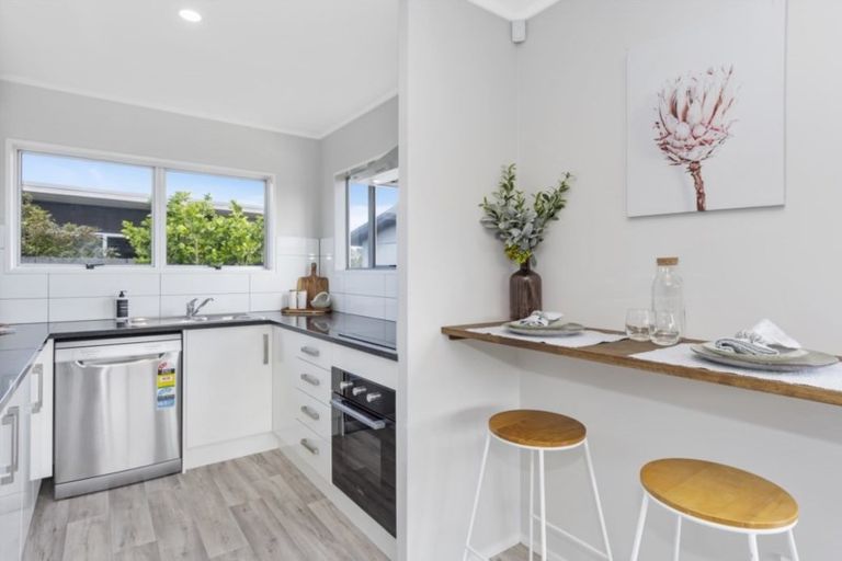 Photo of property in 214c Dickson Road, Papamoa Beach, Papamoa, 3118