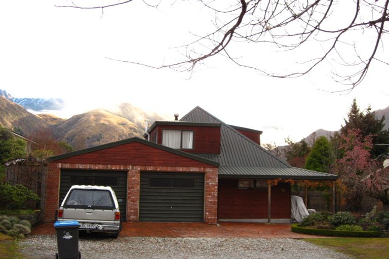 Photo of property in 18 Inverness Crescent, Arrowtown, 9302