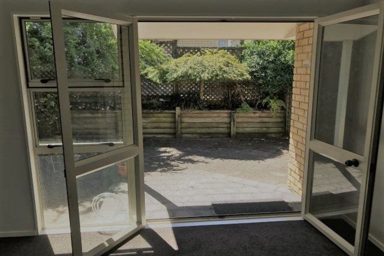 Photo of property in 16d Churchill Road, Judea, Tauranga, 3110