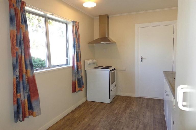 Photo of property in 2/57 Mathesons Road, Phillipstown, Christchurch, 8011