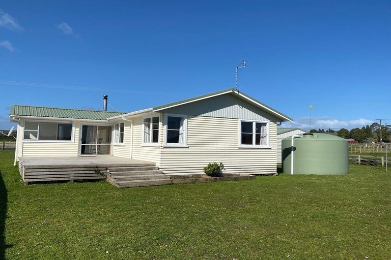 Photo of property in 372 Mataro Road, Onaero, Urenui, 4375