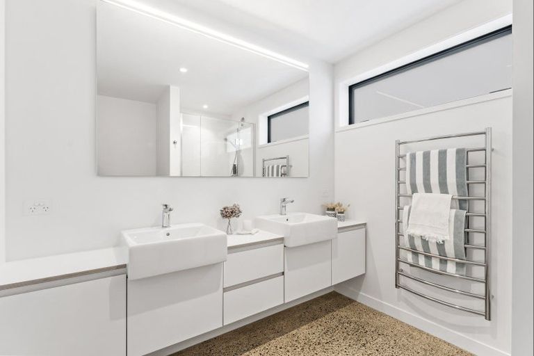 Photo of property in 33 Kokopu Street, Omaha, 0986