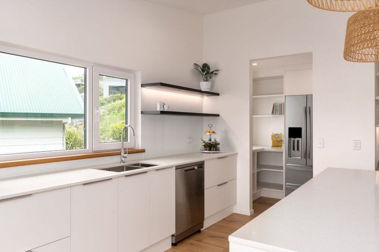 Photo of property in 43 Jacksons Road, Lyttelton, 8082